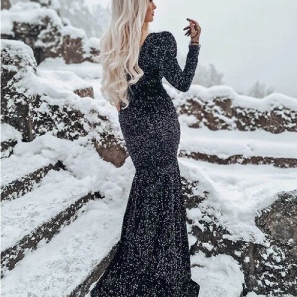 Photo Shoot Inspired Evening Gown - Picture 13 of 13